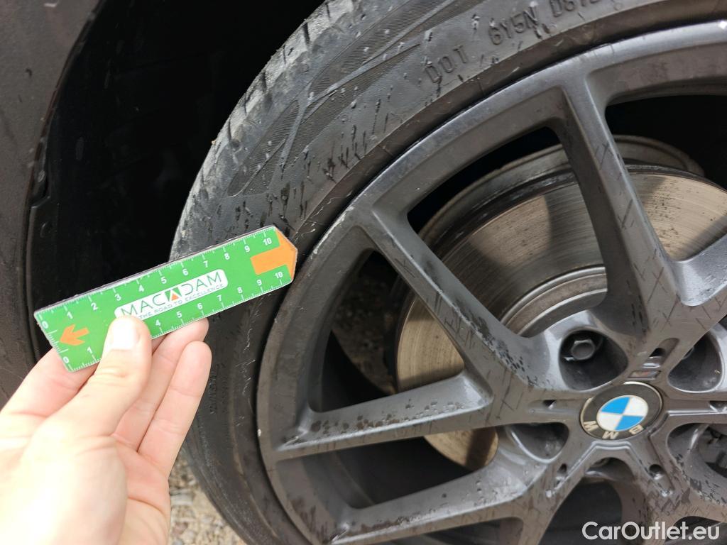  Bmw  Serie 1 BMW  / 2019 / 5P / berlina con portón 118i #10