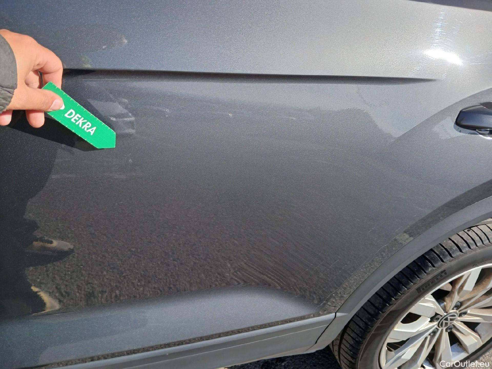  Volkswagen  T-ROC VOLKSWAGEN  / 2017 / 5P / todoterreno Advance 2.0 TDI 110kW (150CV) DSG (AC2) #13