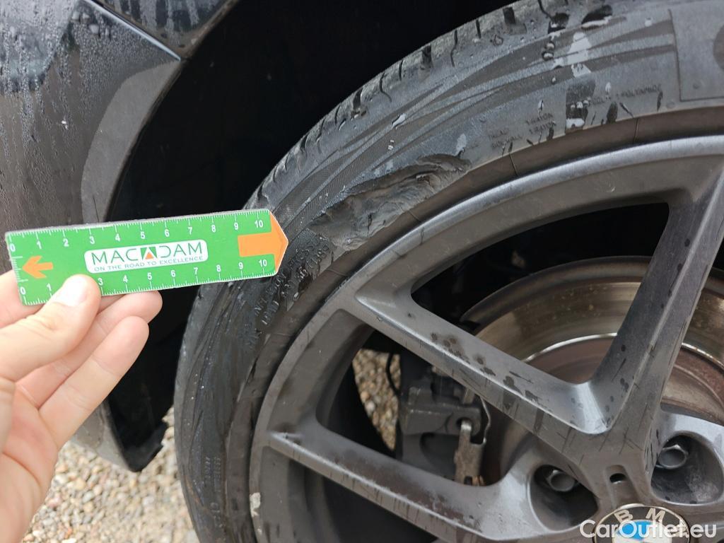  Bmw  Serie 1 BMW  / 2019 / 5P / berlina con portón 118i #6