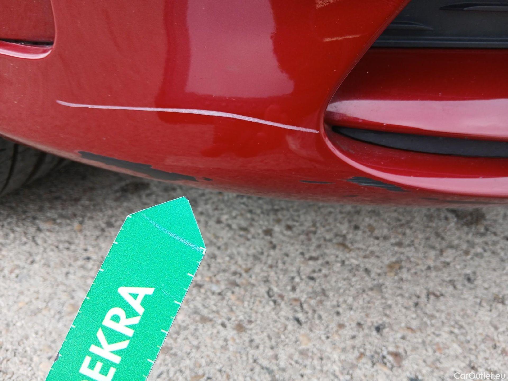  Mercedes  A-Klasse MERCEDES-BENZ Clase A / 2018 / 5P / berlina con portón A 250 e #4