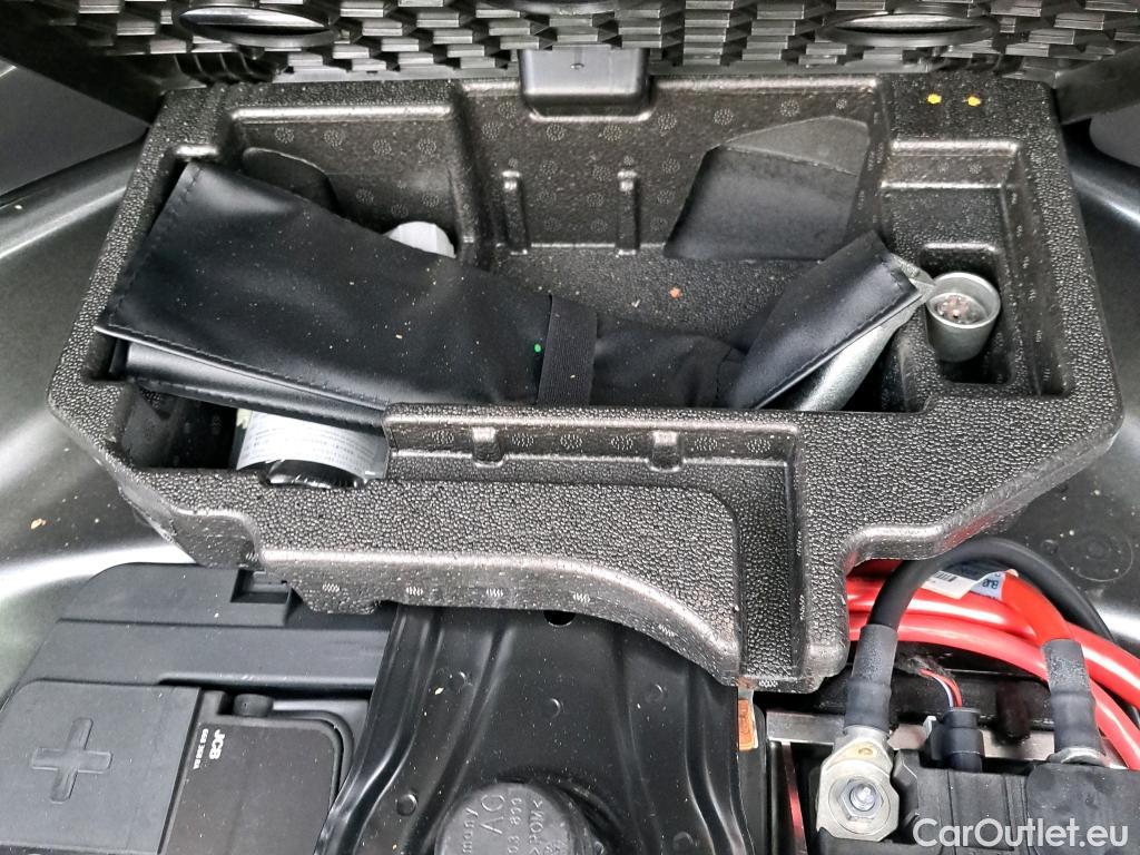  Audi  A4 AUDI  / 2019 / 5P / familiar Avant S line 35 TDI 120kW S tronic #3