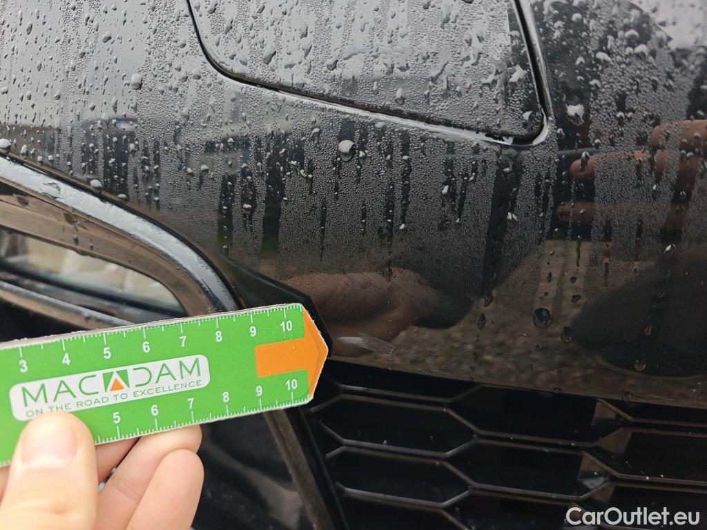  Bmw  Serie 1 BMW  / 2019 / 5P / berlina con portón 118i #22