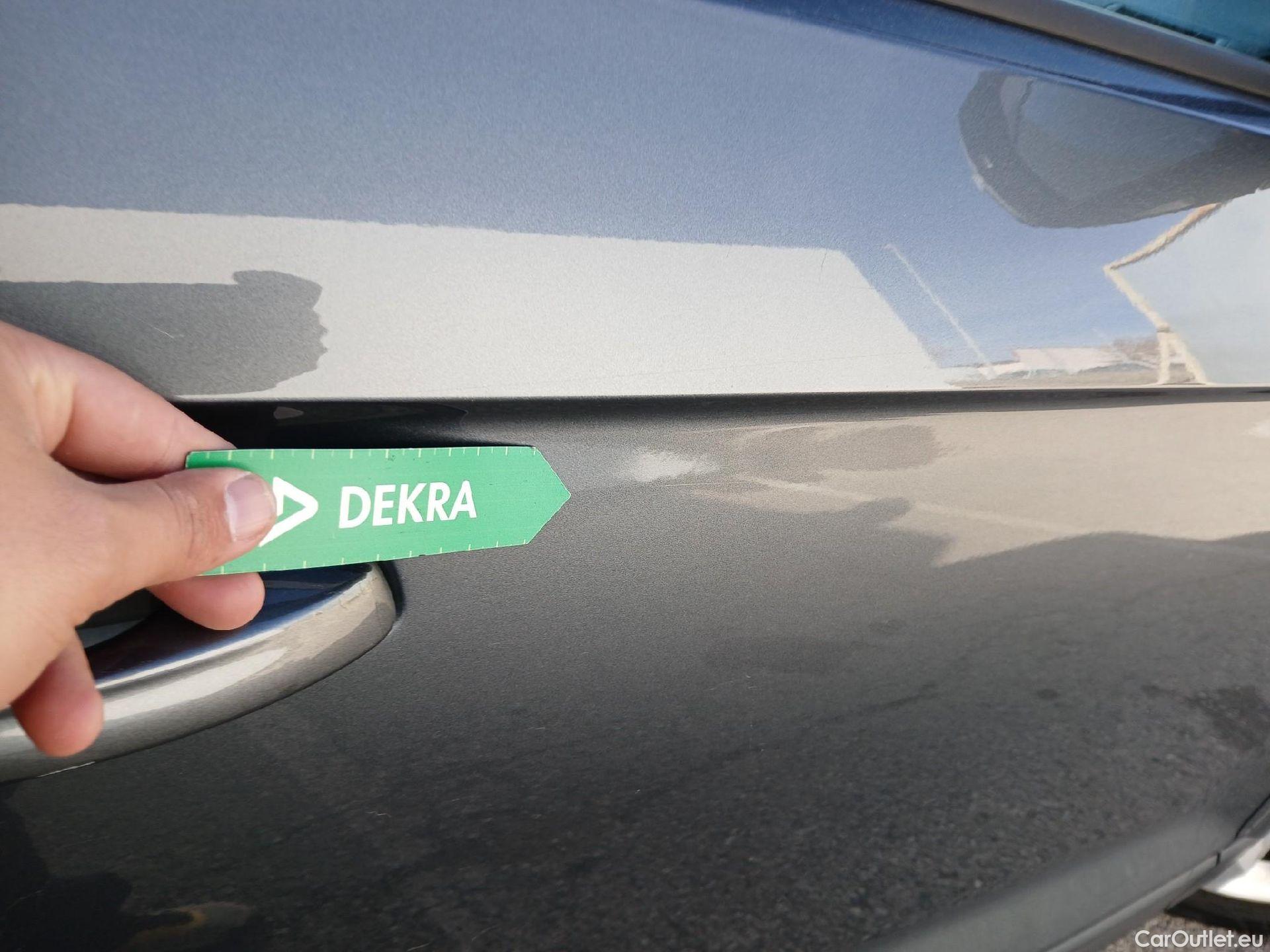  Volkswagen  T-ROC VOLKSWAGEN  / 2017 / 5P / todoterreno Advance 2.0 TDI 110kW (150CV) DSG (AC2) #24