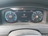  Volkswagen  Golf  VOLKSWAGEN / 2016 / 5P / berlina con portón e-ePower 110 kW (136CV) #4