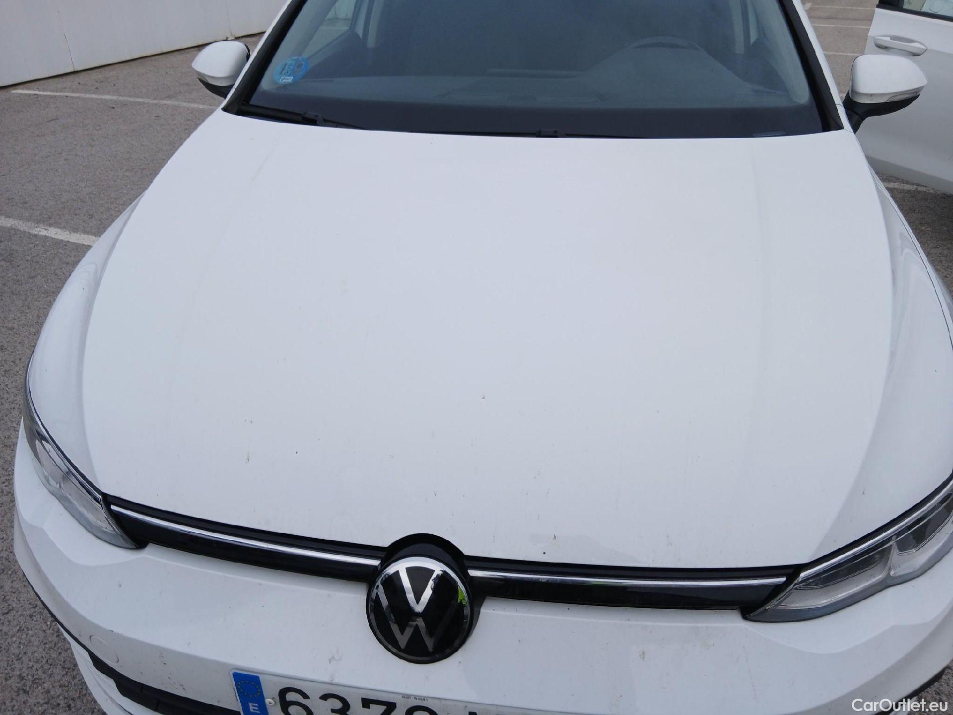  Volkswagen  Golf  VOLKSWAGEN / 2020 / 5P / berlina con portón Life 1.0 eTSI 81kW (110CV) DSG #2