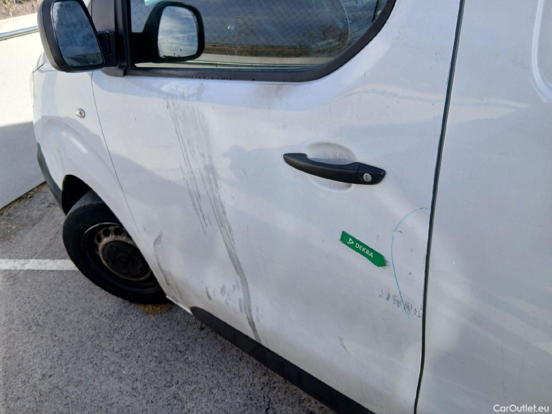  Opel  Vivaro OPEL  / 2019 / 4P / furgón 2.0 Diésel 88kW (120CV) M Inc. Express #22