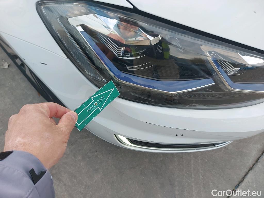  Volkswagen  Golf  VOLKSWAGEN / 2016 / 5P / berlina con portón e-ePower 110 kW (136CV) #11