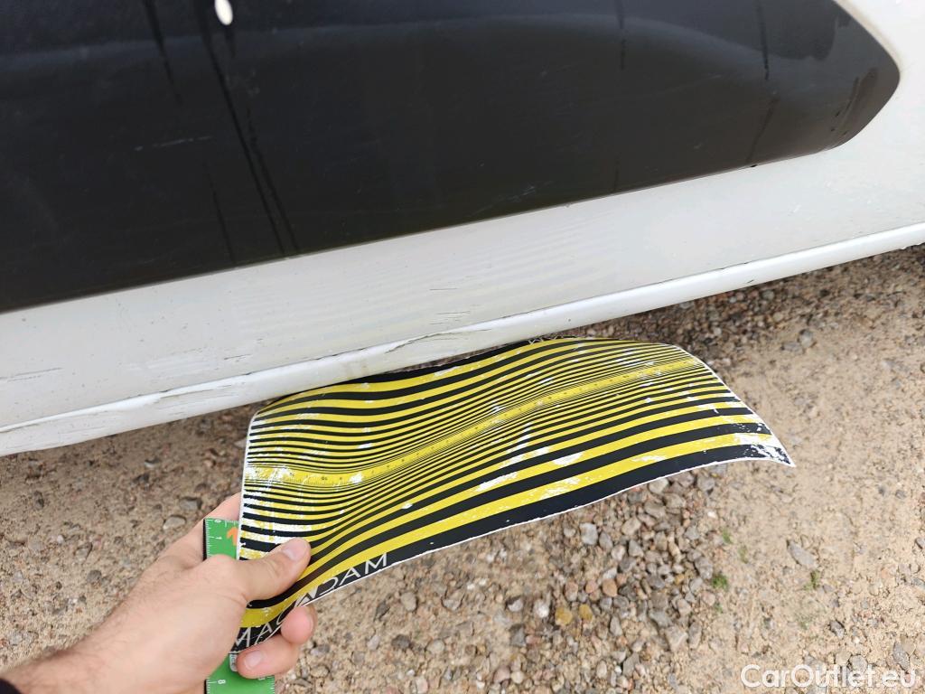  Peugeot  Partner PEUGEOT  / 2018 / 3P / furgón derivado de turismo Pro Standard 600kg BlueHDi 73kW (AC) #26