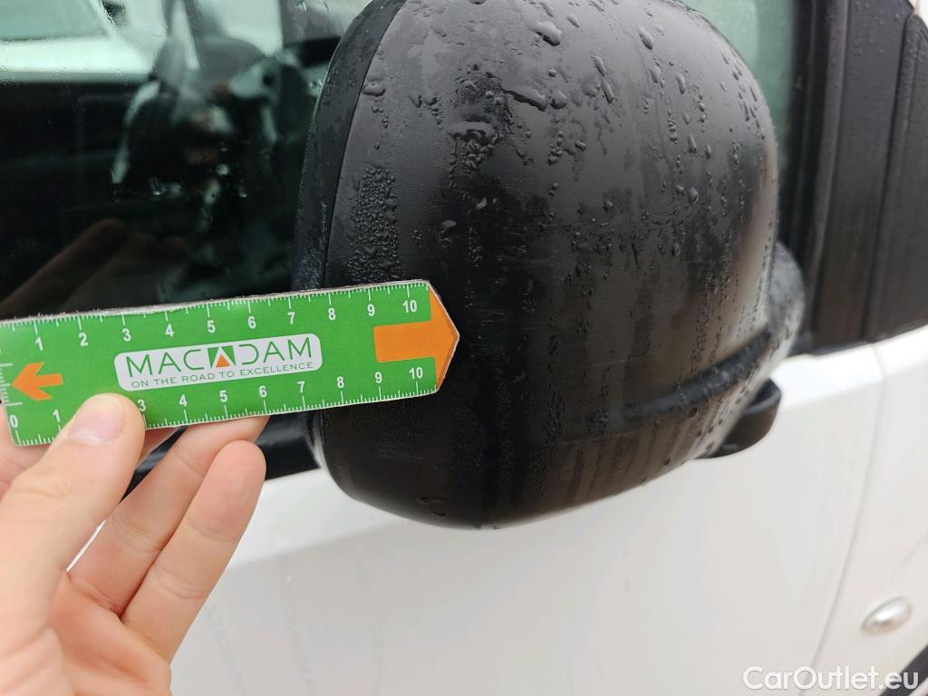  Peugeot  Partner PEUGEOT  / 2018 / 3P / furgón derivado de turismo Pro Standard 600kg BlueHDi 73kW (AC) #77