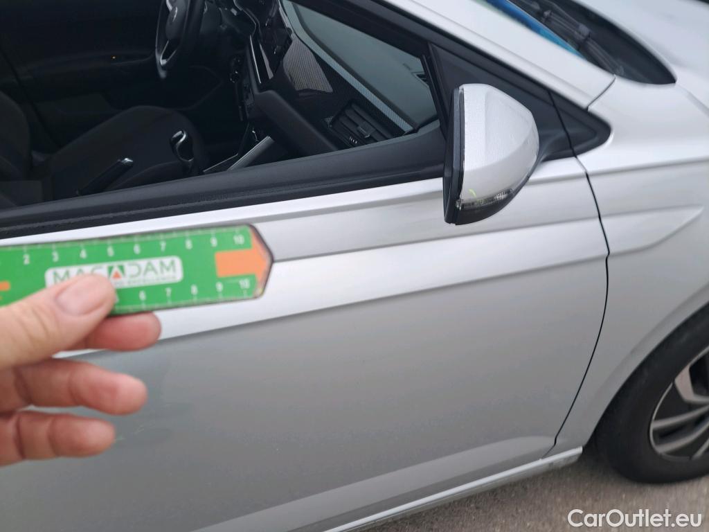  Volkswagen  Polo VOLKSWAGEN  / 2021 / 5P / berlina con portón Life 1.0 TSI 70kW (95CV) #5