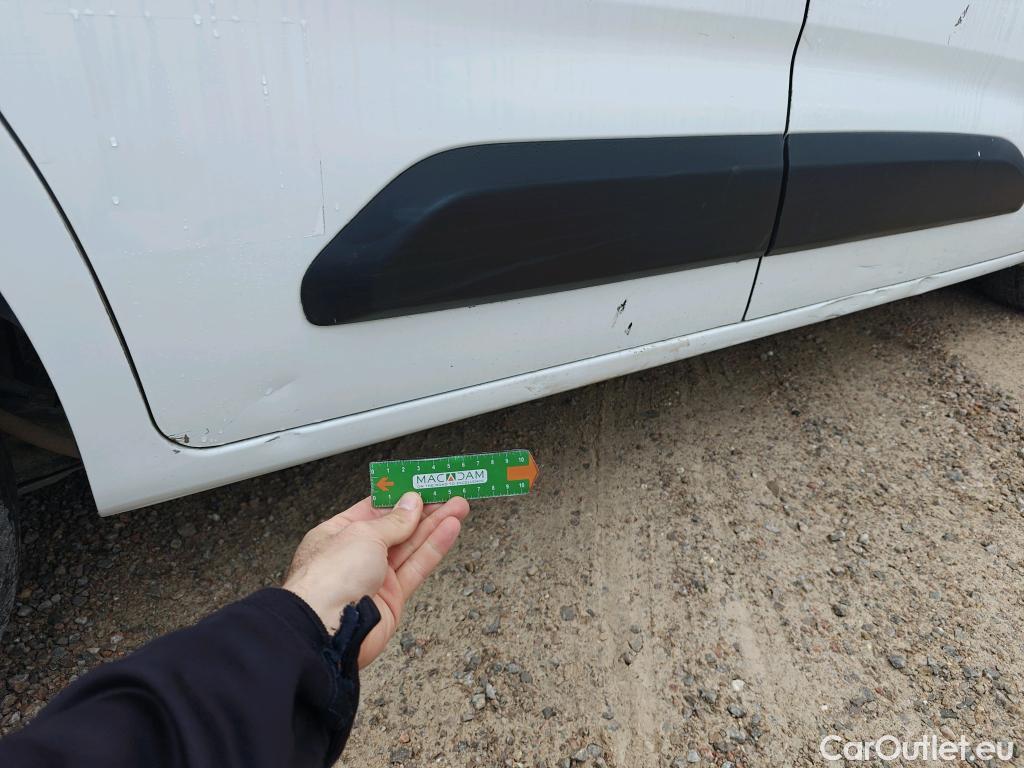  Peugeot  Partner PEUGEOT  / 2018 / 3P / furgón derivado de turismo Pro Standard 600kg BlueHDi 73kW (AC) #18