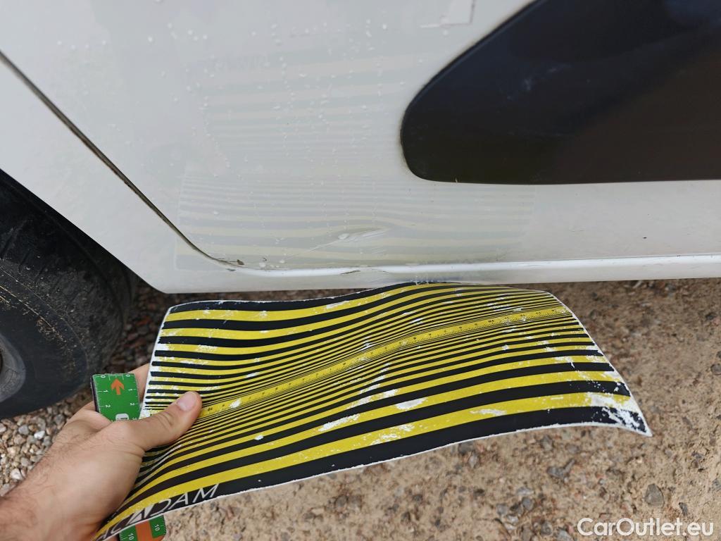  Peugeot  Partner PEUGEOT  / 2018 / 3P / furgón derivado de turismo Pro Standard 600kg BlueHDi 73kW (AC) #29