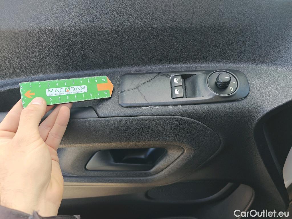  Citroen  Berlingo CITROEN  / 2018 / 4P / monovolumen compacto Talla M BlueHDi 100 S&S LIVE #83