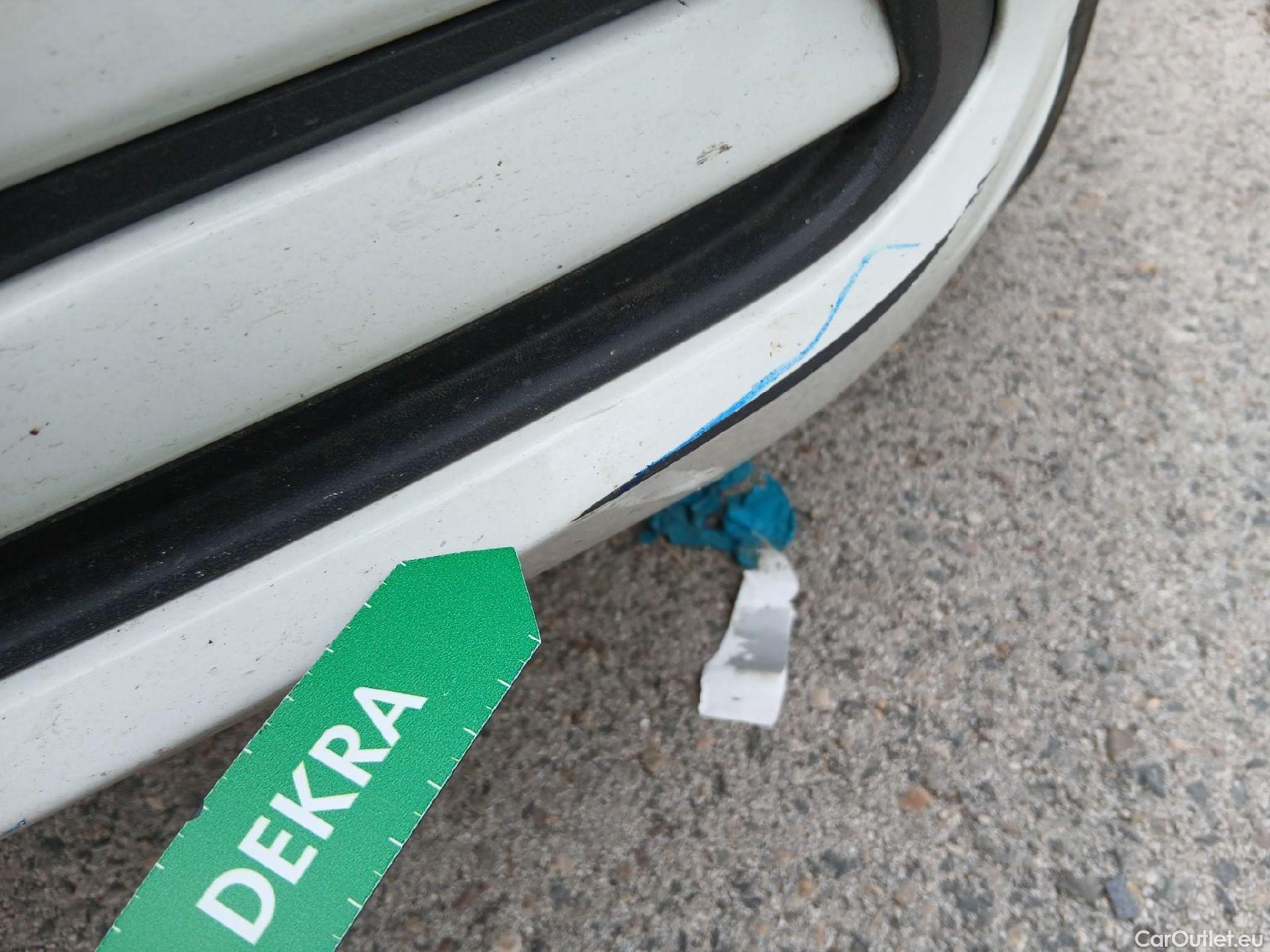  Volkswagen  Golf  VOLKSWAGEN / 2020 / 5P / berlina con portón Life 1.0 eTSI 81kW (110CV) DSG #5