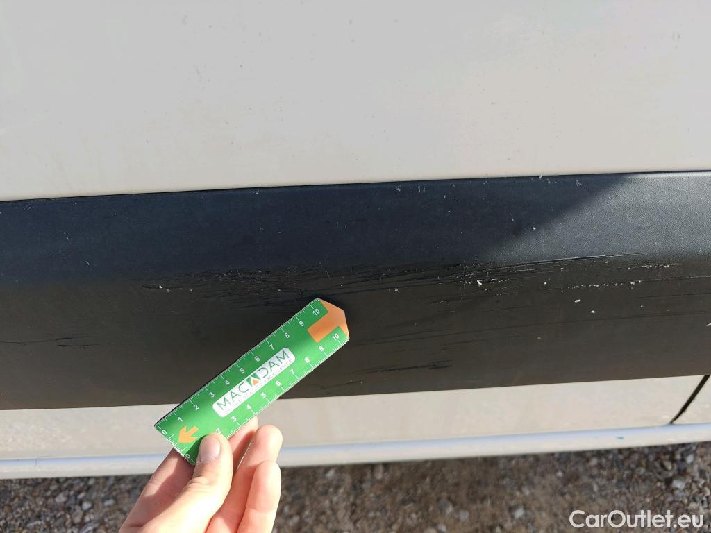  Citroen  Berlingo CITROEN  / 2018 / 4P / monovolumen compacto Talla M BlueHDi 100 S&S LIVE #81