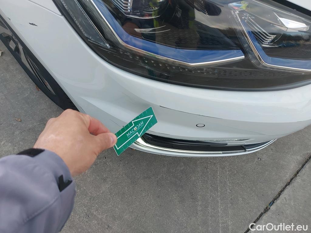  Volkswagen  Golf  VOLKSWAGEN / 2016 / 5P / berlina con portón e-ePower 110 kW (136CV) #13