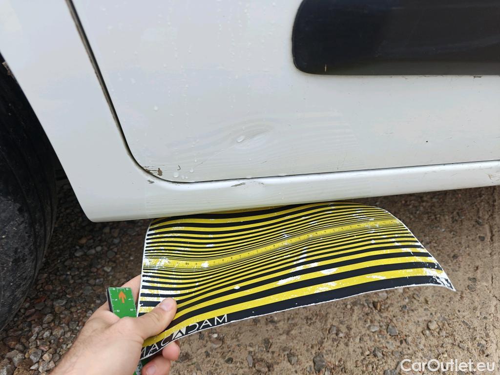  Peugeot  Partner PEUGEOT  / 2018 / 3P / furgón derivado de turismo Pro Standard 600kg BlueHDi 73kW (AC) #19