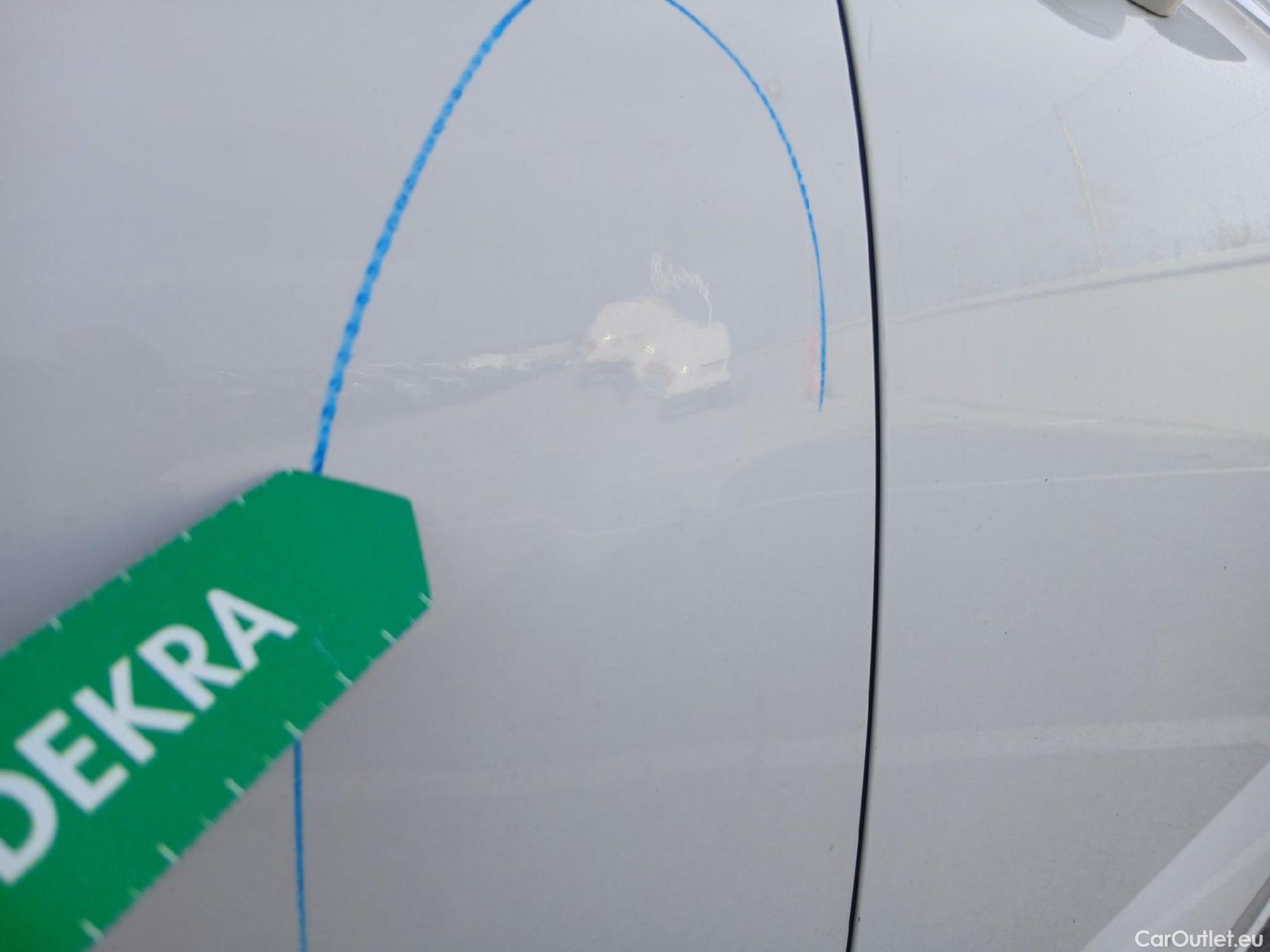  Volkswagen  Polo VOLKSWAGEN  / 2021 / 5P / berlina con portón Life 1.0 TSI 70kW (95CV) #19