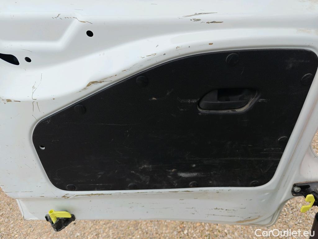  Peugeot  Partner PEUGEOT  / 2018 / 3P / furgón derivado de turismo Pro Standard 600kg BlueHDi 73kW (AC) #73