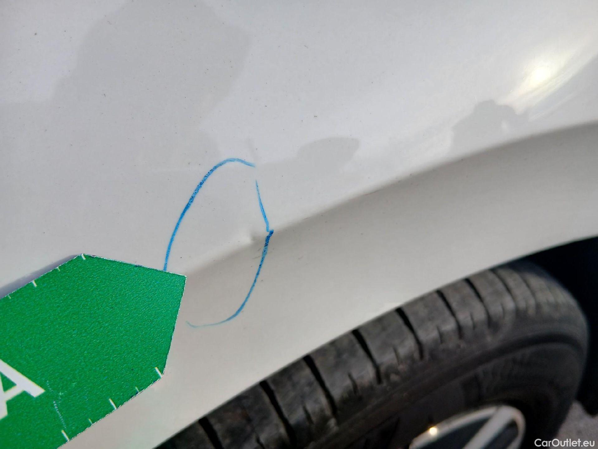  Volkswagen  Polo VOLKSWAGEN  / 2021 / 5P / berlina con portón Life 1.0 TSI 70kW (95CV) #8