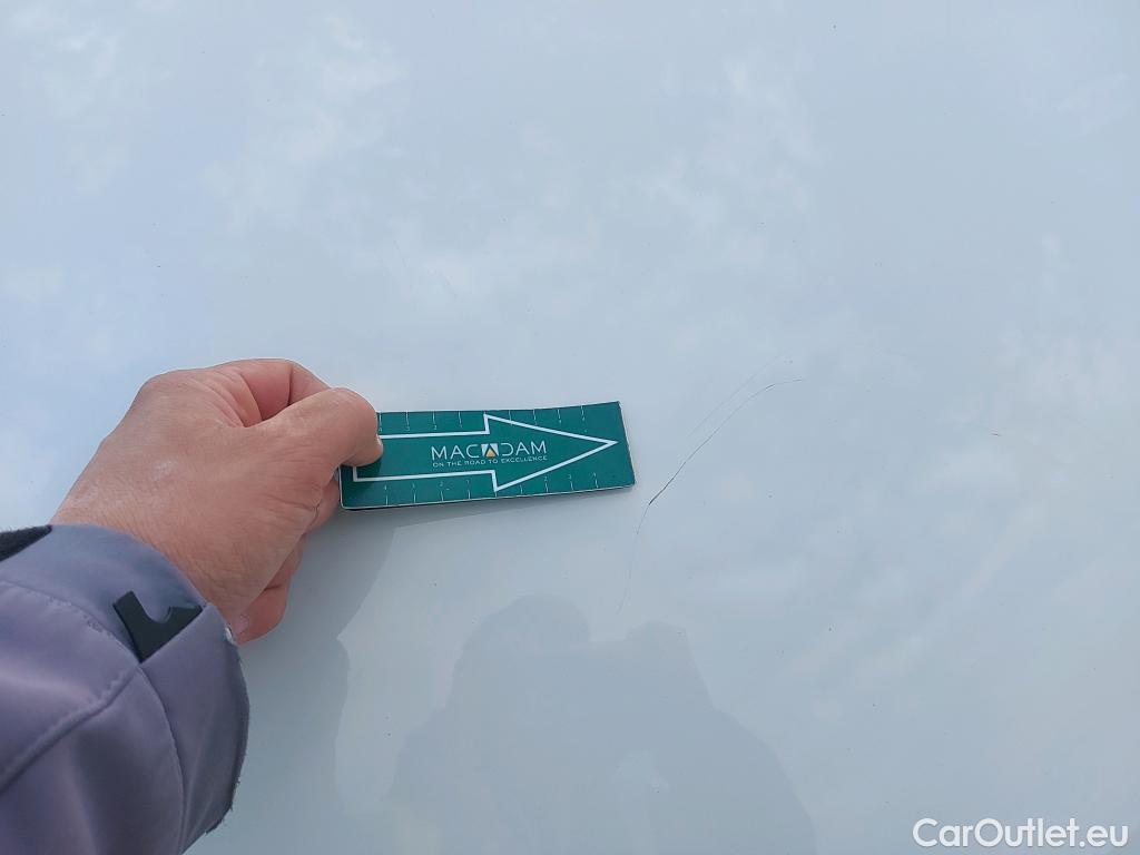  Volkswagen  Golf  VOLKSWAGEN / 2016 / 5P / berlina con portón e-ePower 110 kW (136CV) #7