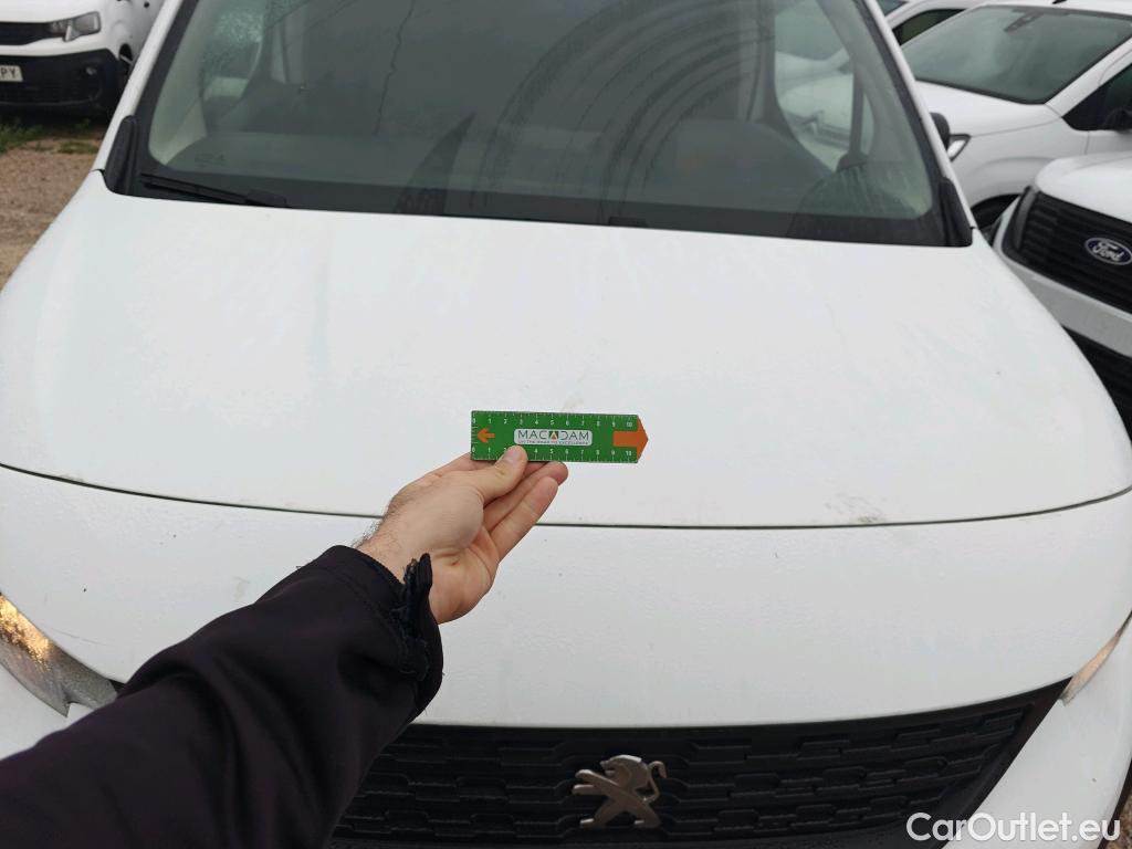  Peugeot  Partner PEUGEOT  / 2018 / 3P / furgón derivado de turismo Pro Standard 600kg BlueHDi 73kW (AC) #80