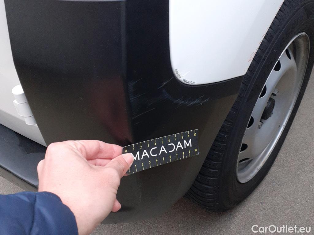  Fiat  Fiorino FIAT  / 2016 / 3P / furgón derivado de turismo Cargo Base 1.4 Natural Power 51kW (70CV)  #25