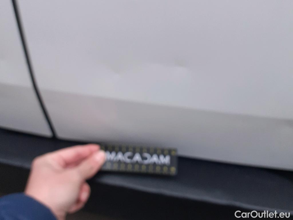  Fiat  Fiorino FIAT  / 2016 / 3P / furgón derivado de turismo Cargo Base 1.4 Natural Power 51kW (70CV)  #16