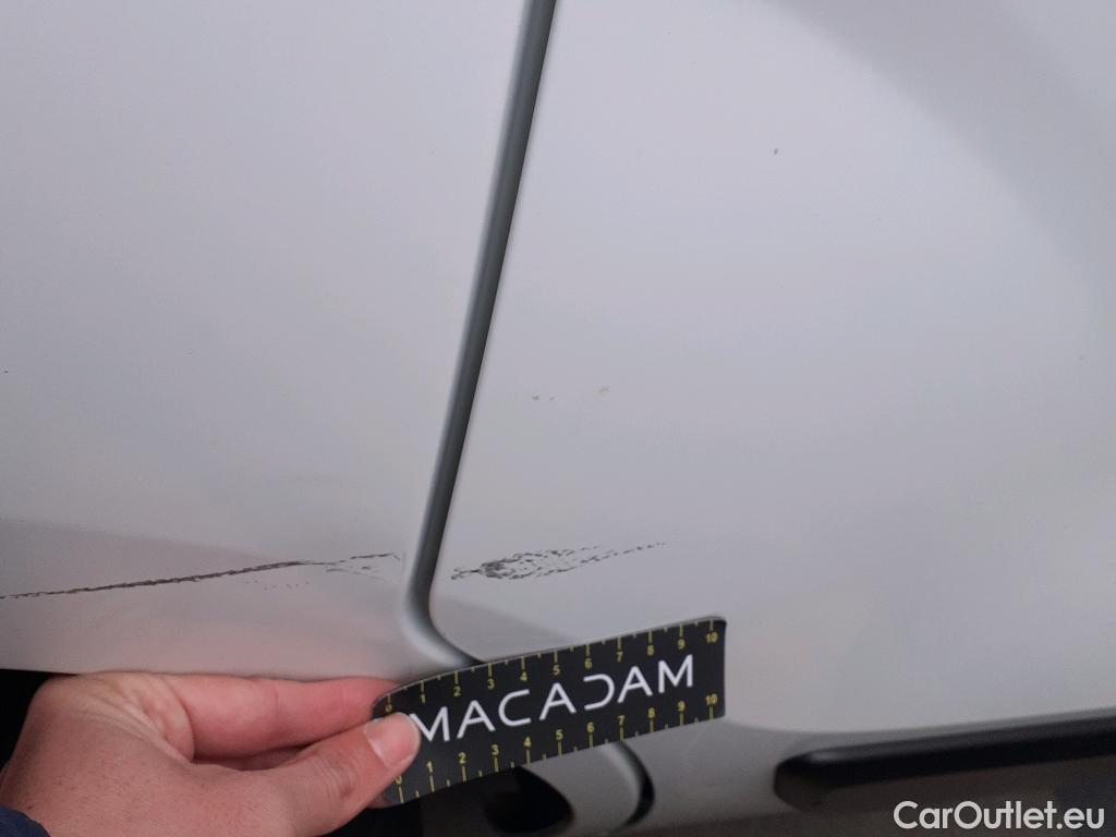  Fiat  Fiorino FIAT  / 2016 / 3P / furgón derivado de turismo Cargo Base 1.4 Natural Power 51kW (70CV)  #19