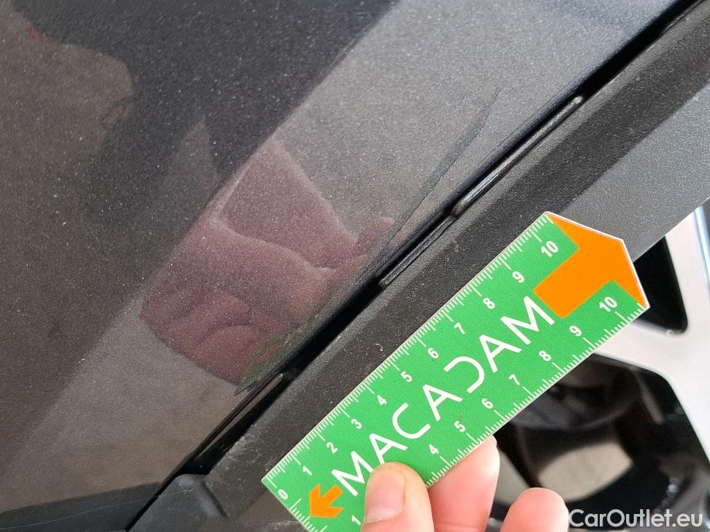  Toyota  C-HR TOYOTA  / 2016 / 5P / SUV 2.0 HYBRIDE 184 EDITION(SP) #37