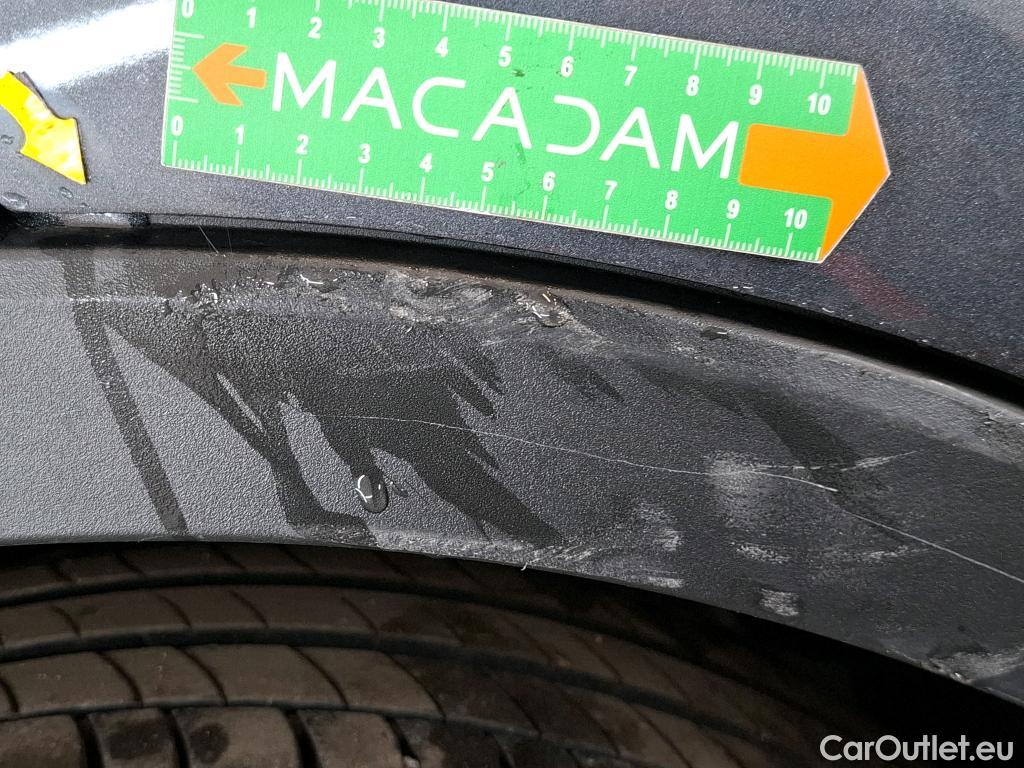  Toyota  C-HR TOYOTA  / 2016 / 5P / SUV 2.0 HYBRIDE 184 EDITION(SP) #59