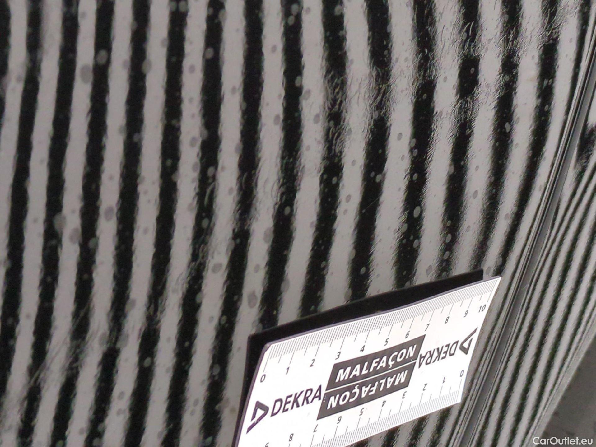  Hyundai  i30 HYUNDAI  / 2020 / 5P / Berline 1.0 T-GDI 120 MHEV I-MT CREATIVE #29