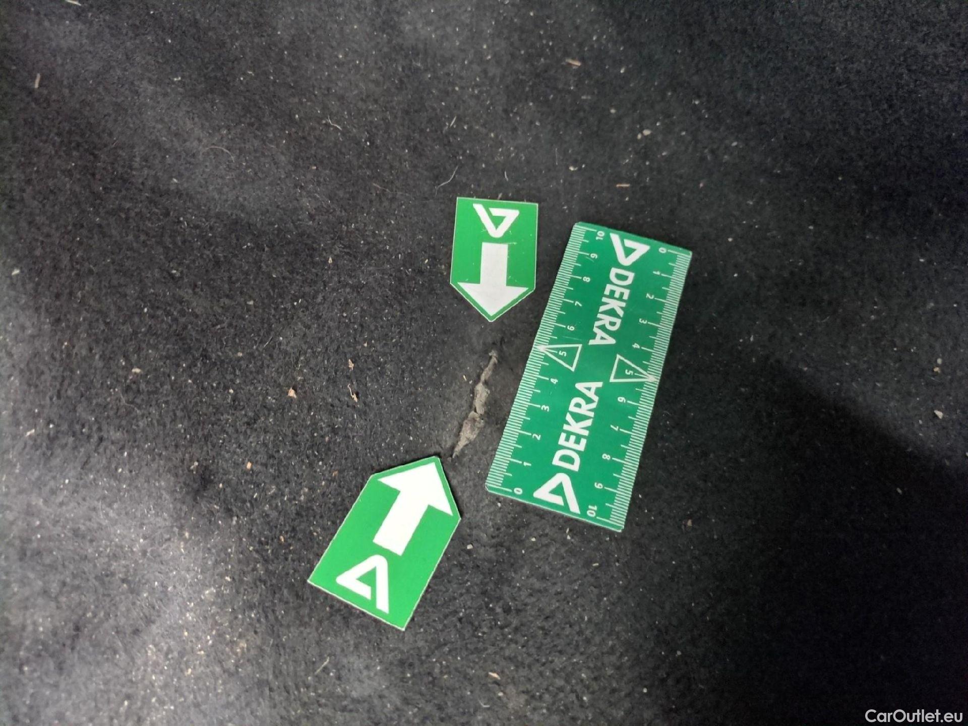  Hyundai  i30 HYUNDAI  / 2020 / 5P / Berline 1.0 T-GDI 120 MHEV I-MT CREATIVE #1