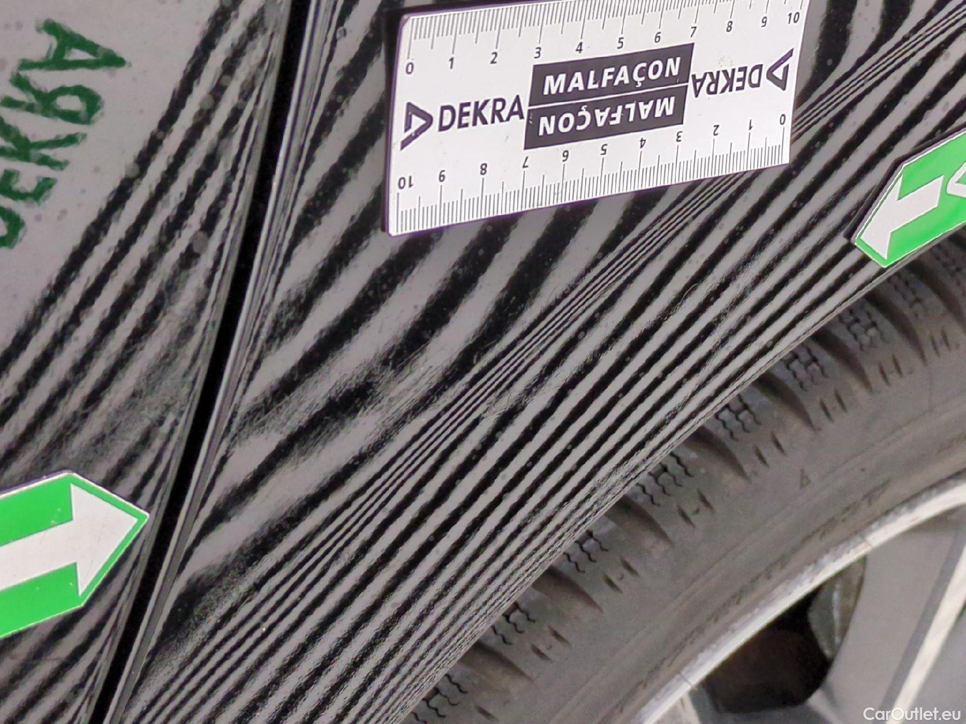  Hyundai  i30 HYUNDAI  / 2020 / 5P / Berline 1.0 T-GDI 120 MHEV I-MT CREATIVE #31