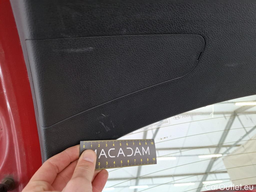  Hyundai  Konna Kona Business Hybrid 2WD 1.6 GDI 140CV BVA6 E6dT #3