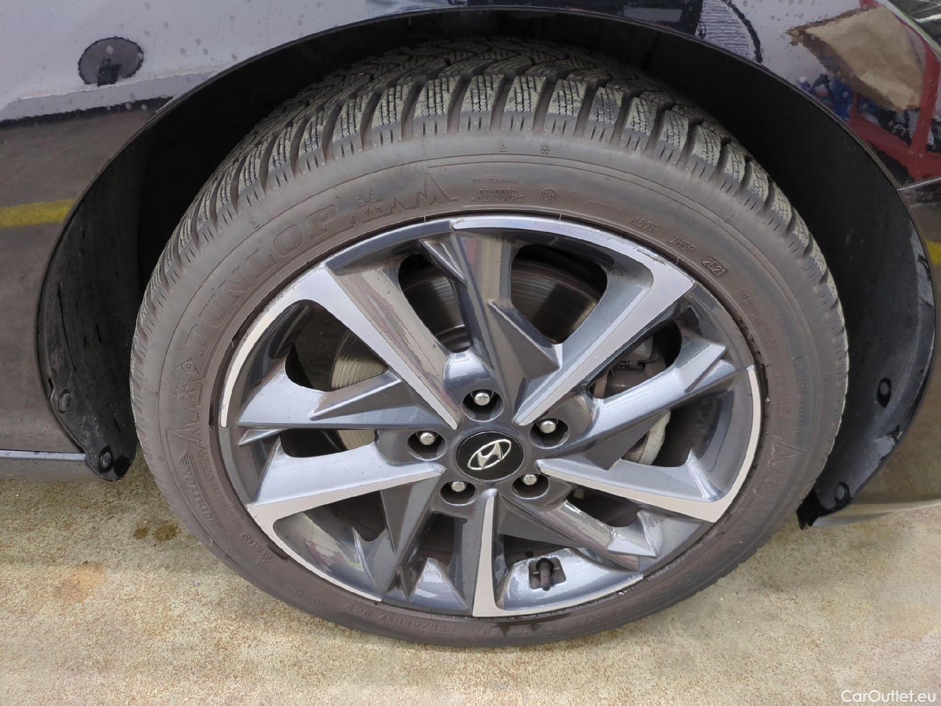  Hyundai  i30 HYUNDAI  / 2020 / 5P / Berline 1.0 T-GDI 120 MHEV I-MT CREATIVE #3