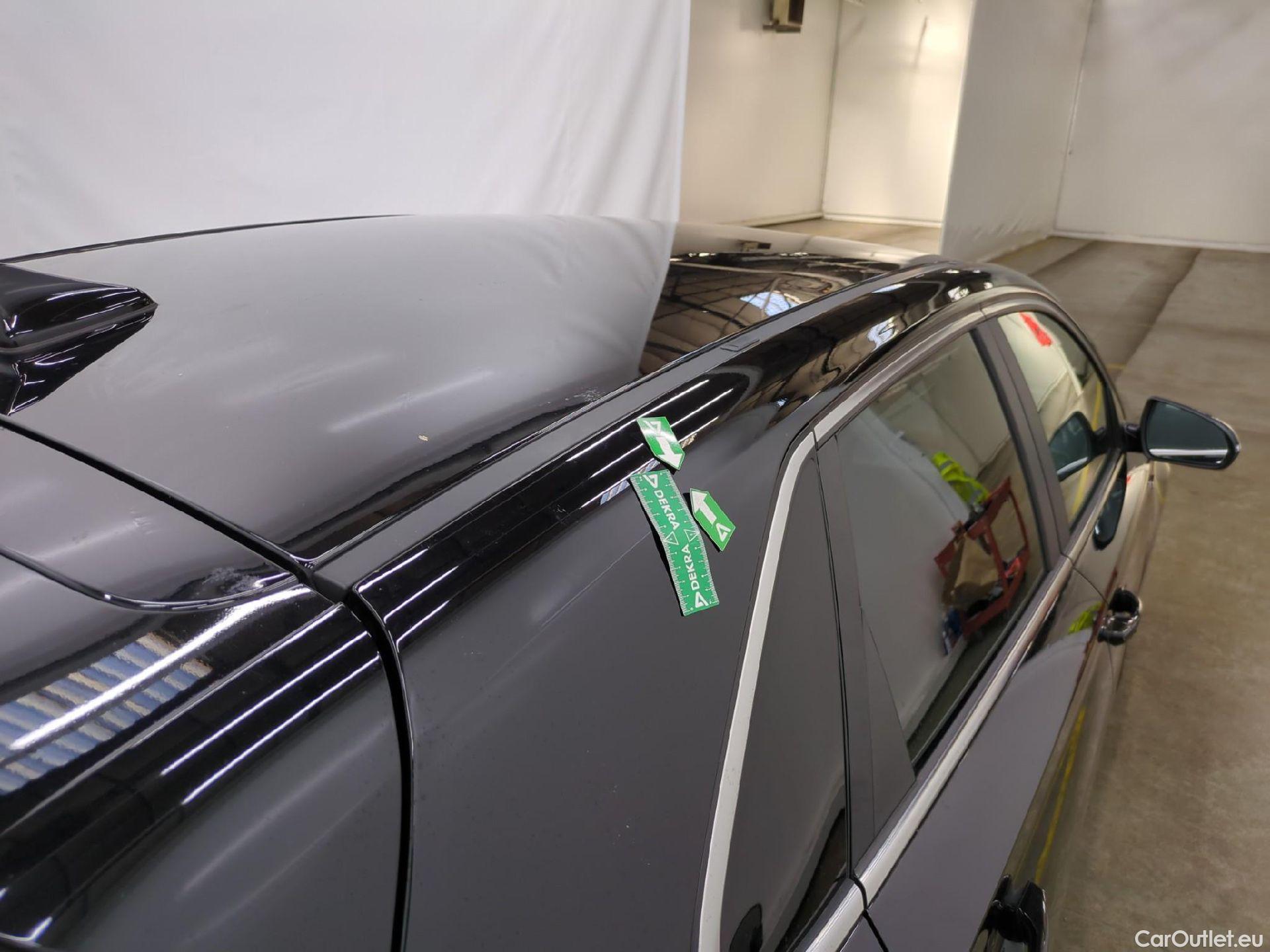  Hyundai  i30 HYUNDAI  / 2020 / 5P / Berline 1.0 T-GDI 120 MHEV I-MT CREATIVE #17