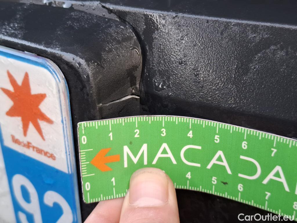  Toyota  C-HR TOYOTA  / 2016 / 5P / SUV 2.0 HYBRIDE 184 EDITION(SP) #32