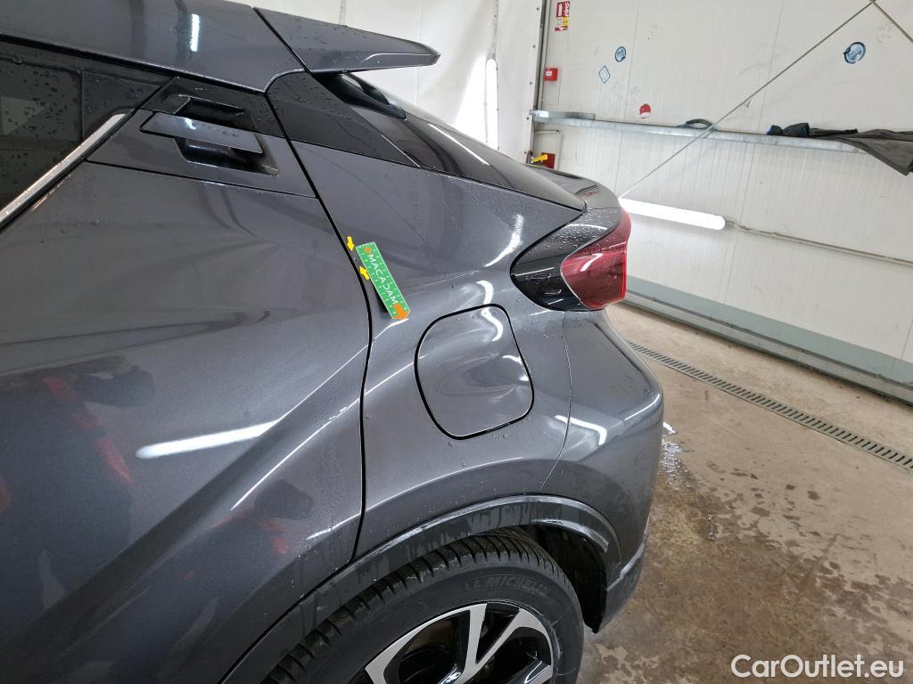  Toyota  C-HR TOYOTA  / 2016 / 5P / SUV 2.0 HYBRIDE 184 EDITION(SP) #44