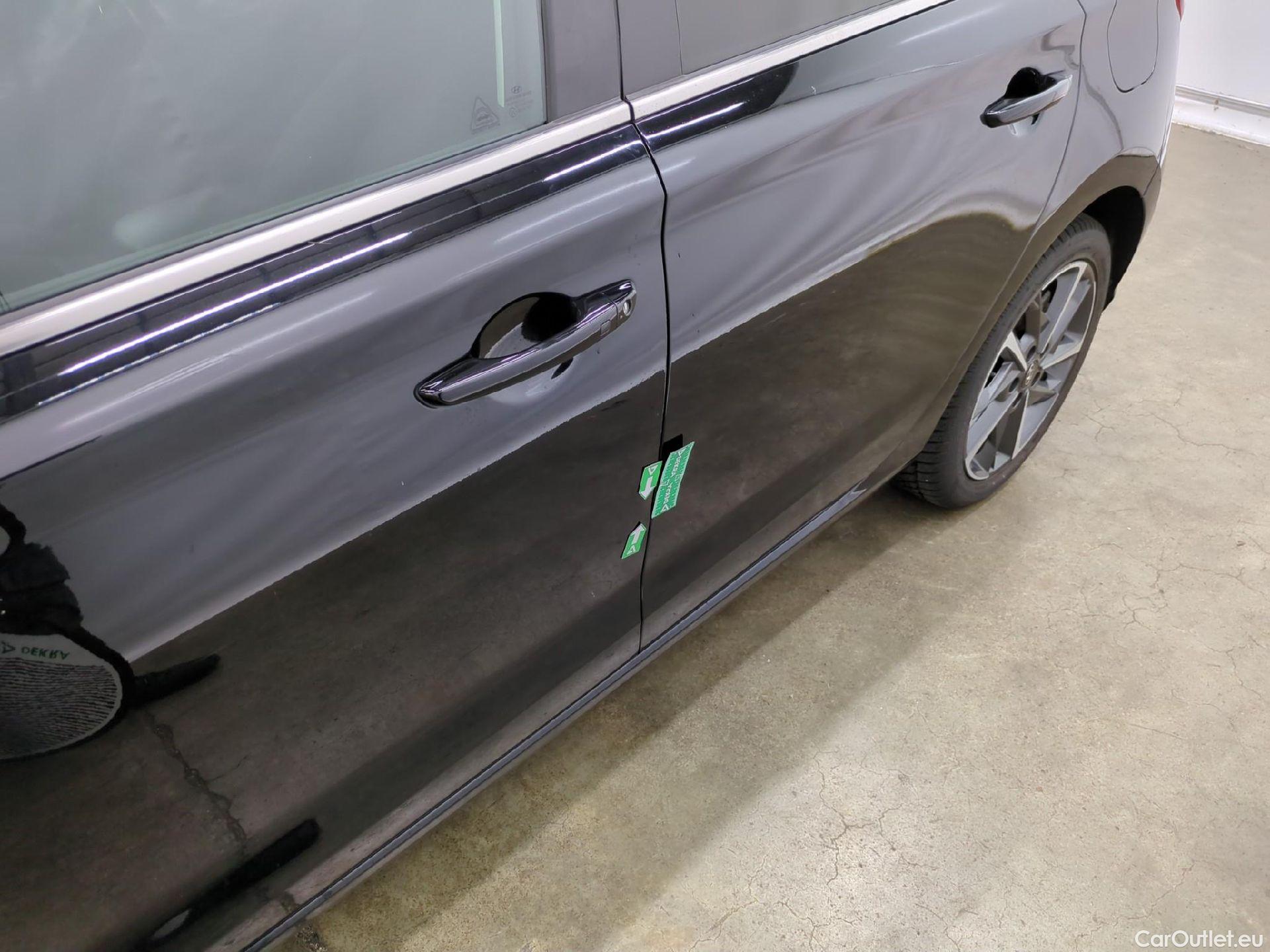  Hyundai  i30 HYUNDAI  / 2020 / 5P / Berline 1.0 T-GDI 120 MHEV I-MT CREATIVE #27