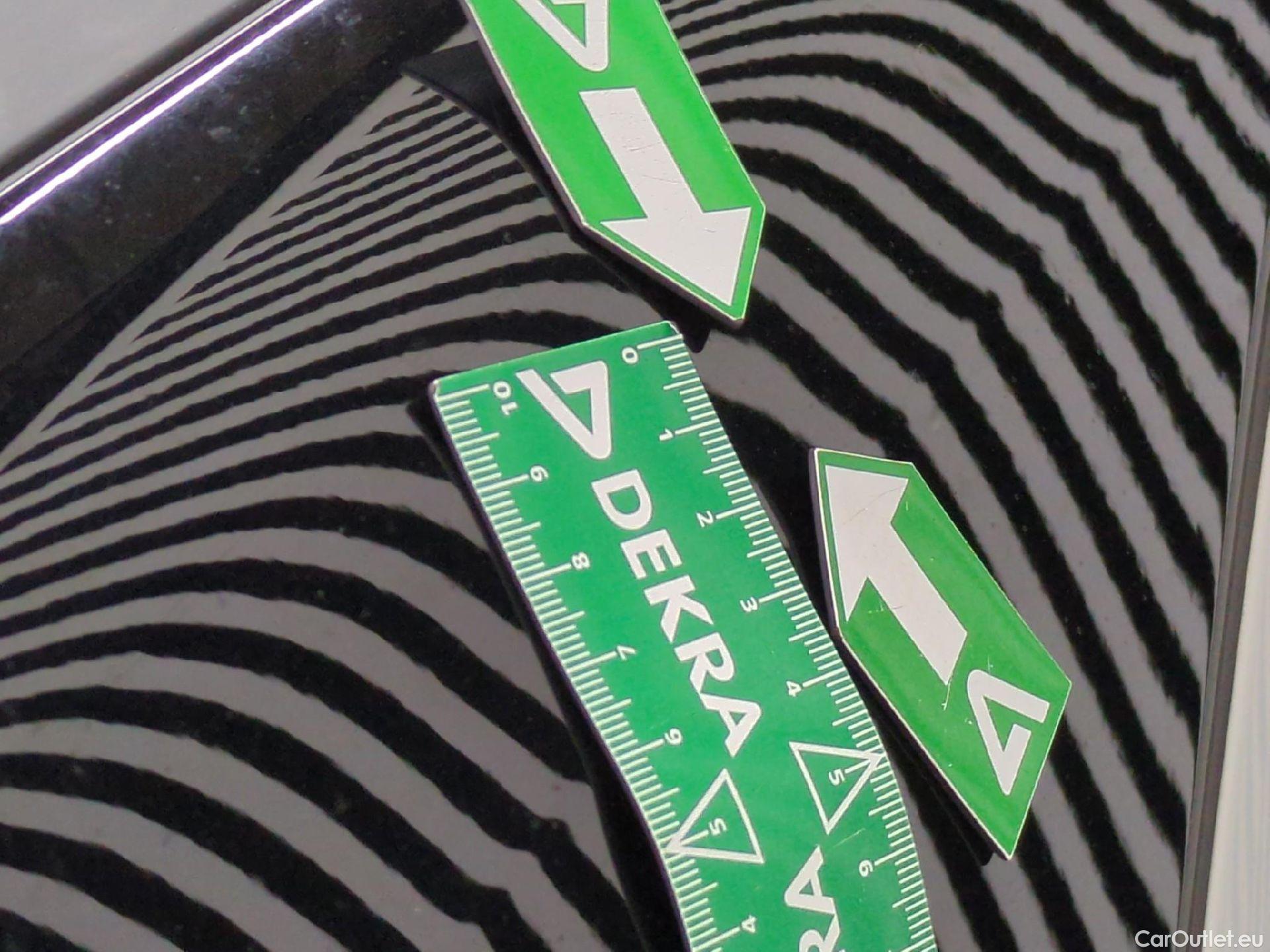  Hyundai  i30 HYUNDAI  / 2020 / 5P / Berline 1.0 T-GDI 120 MHEV I-MT CREATIVE #18