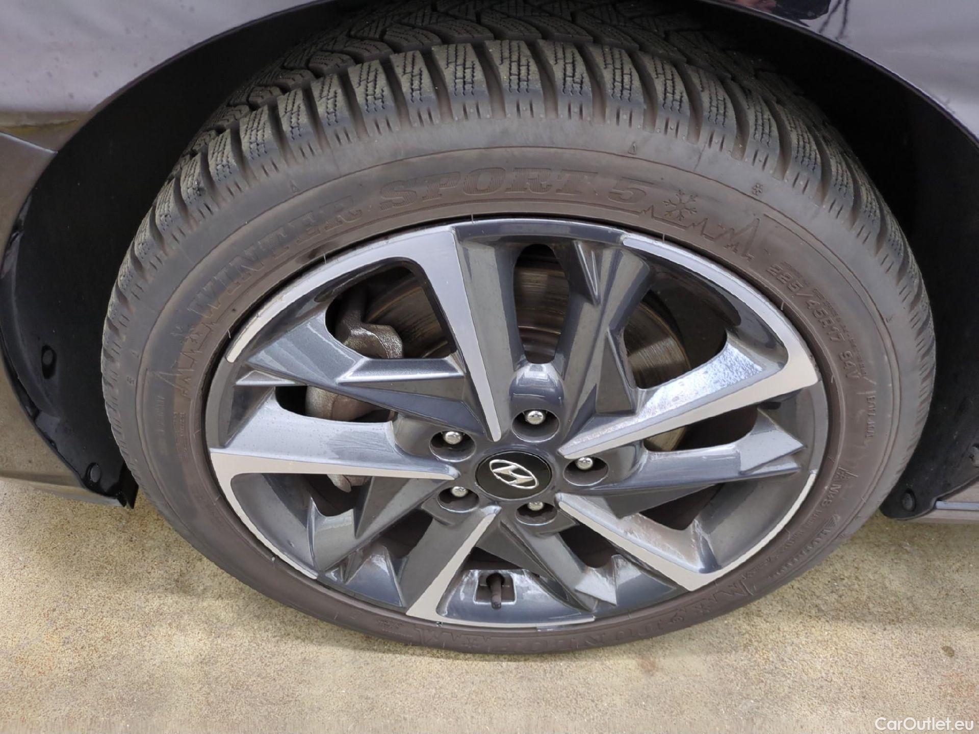  Hyundai  i30 HYUNDAI  / 2020 / 5P / Berline 1.0 T-GDI 120 MHEV I-MT CREATIVE #7