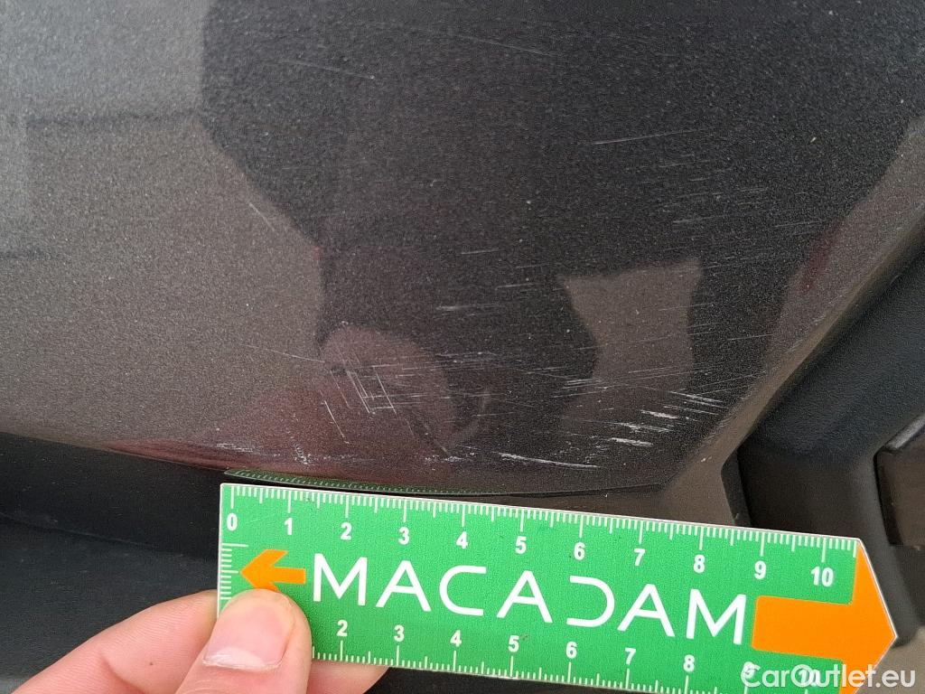  Toyota  C-HR TOYOTA  / 2016 / 5P / SUV 2.0 HYBRIDE 184 EDITION(SP) #7