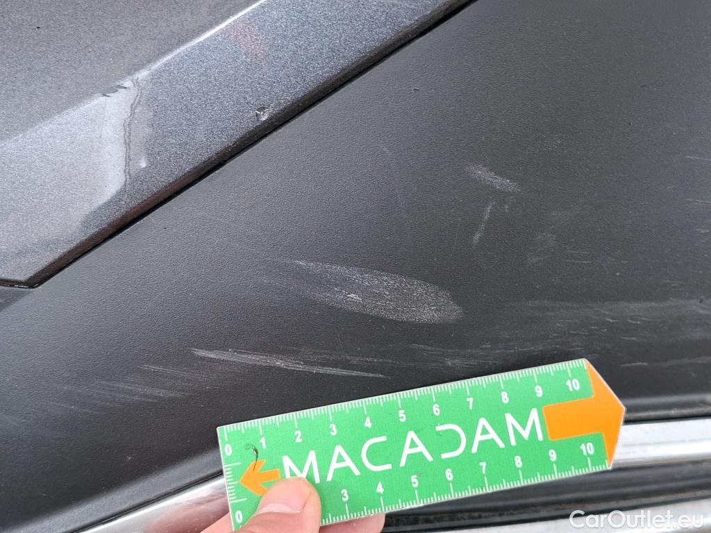  Toyota  C-HR TOYOTA  / 2016 / 5P / SUV 2.0 HYBRIDE 184 EDITION(SP) #72