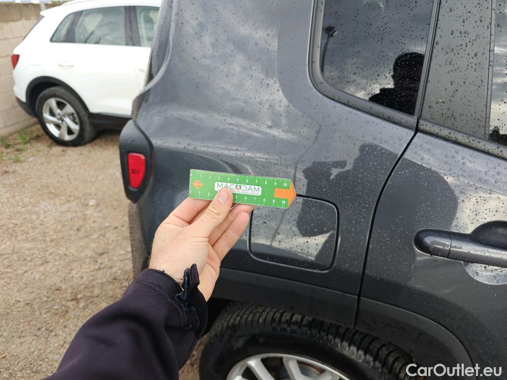  Jeep  Patriot JEEP Renegade / 2014 / 5P / todoterreno Limited 1.0G 88kW (120CV) 4x2 (AC) #22