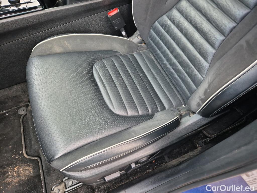  KIA  Sportage KIA  / 2022 / 5P / todoterreno 1.6 T-GDi PHEV 198kW (265CV) GT-line 4X4 #14