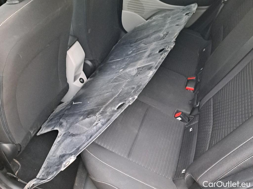  Hyundai  i20 HYUNDAI  / 2020 / 5P / berlina con portón 1.0 TGDI 74kW (100CV) 48V Tecno #20