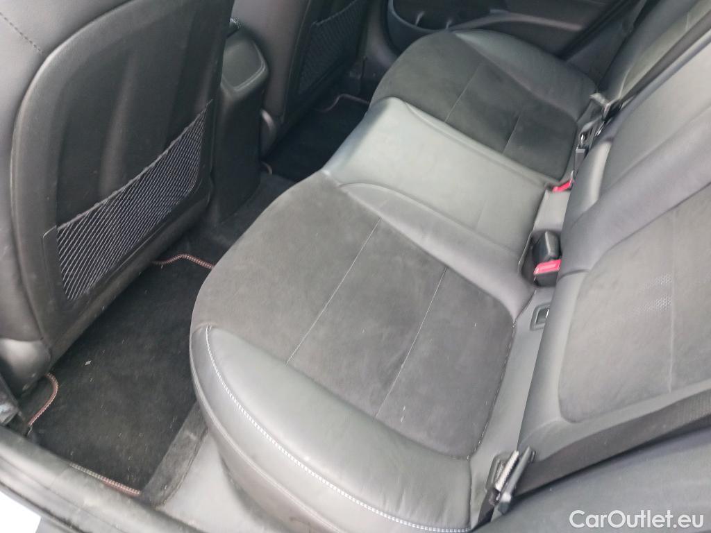  Hyundai  i30 HYUNDAI  / 2020 / 5P / berlina con portón 2.0 TGDI 206kW N Performance Sky Fastba. #3