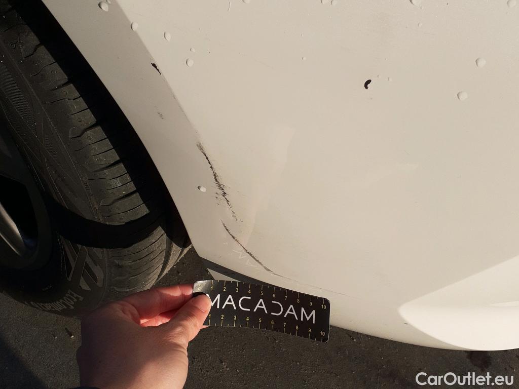  Bmw  Serie 1 BMW  / 2019 / 5P / berlina con portón 116d #20