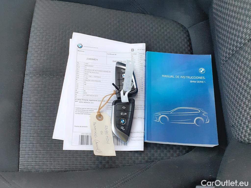  Bmw  Serie 1 BMW  / 2019 / 5P / berlina con portón 116d #12